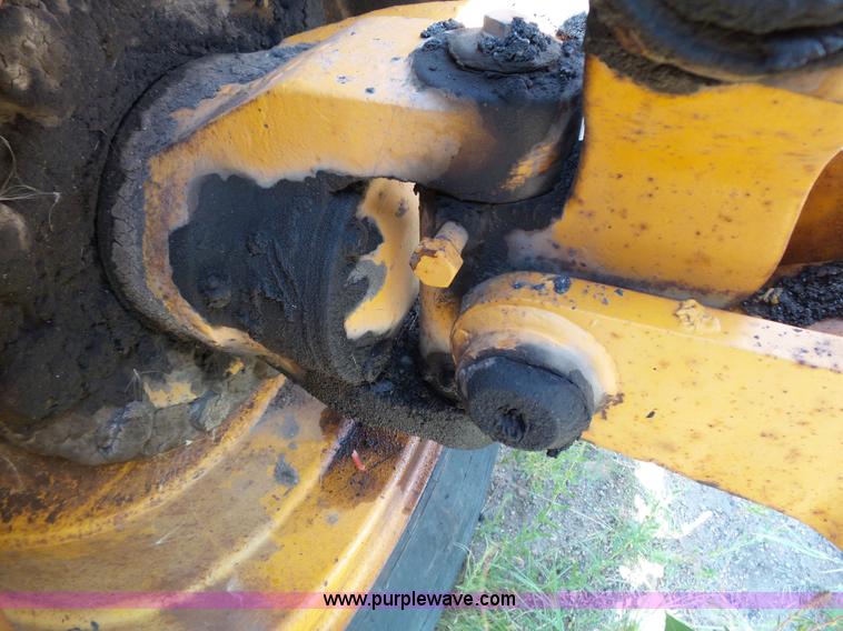 image for item DA2762 1985 Mitsubishi MG500 motor grader