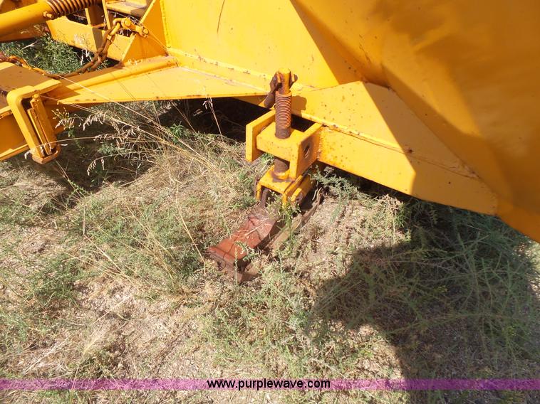 image for item DA2762 1985 Mitsubishi MG500 motor grader