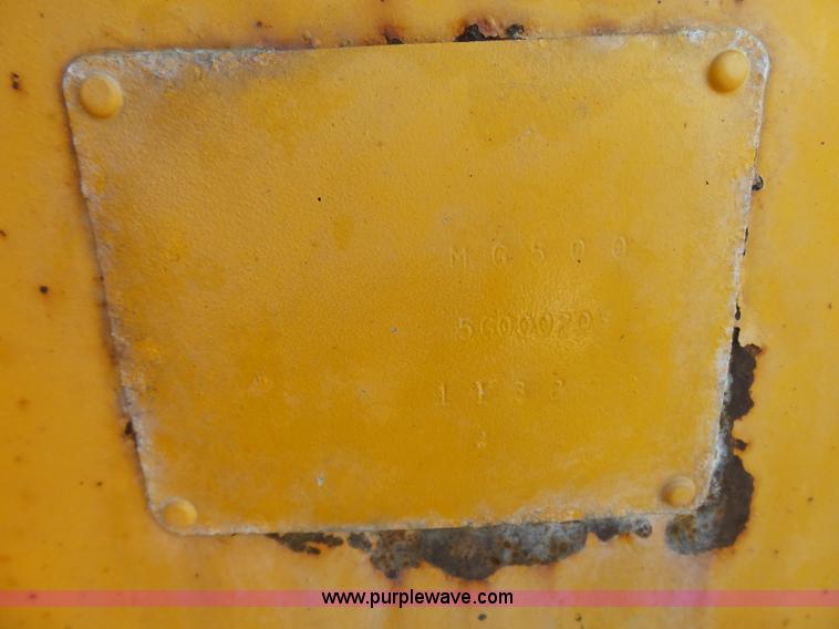 image for item DA2762 1985 Mitsubishi MG500 motor grader