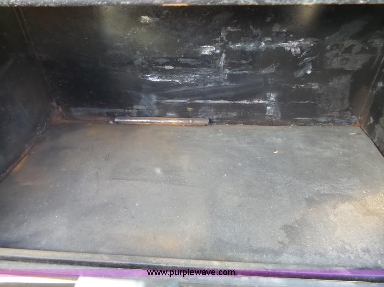 image for item DA2767 2000 Sterling L7501 flatbed truck