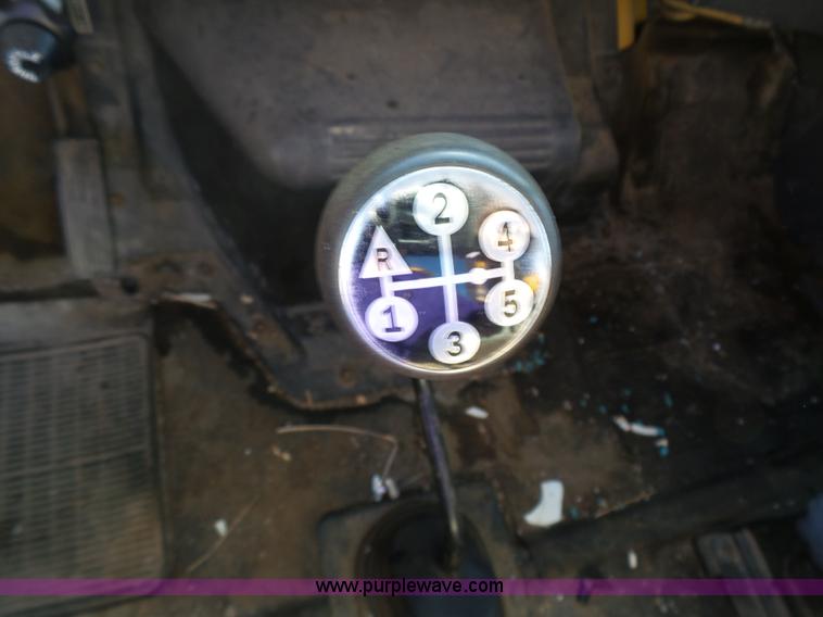 image for item DA2768 1993 International 4800 drilling rig truck