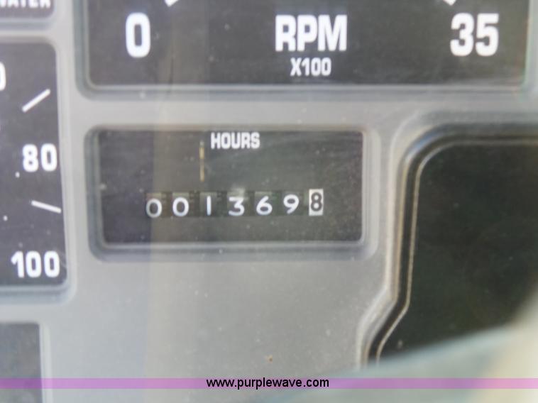 image for item DA2768 1993 International 4800 drilling rig truck