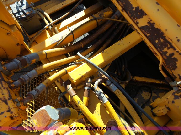 image for item DA2768 1993 International 4800 drilling rig truck