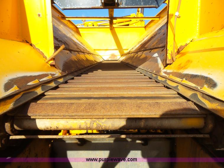 image for item DA2769 1987 Oshkosh P25261 dump truck