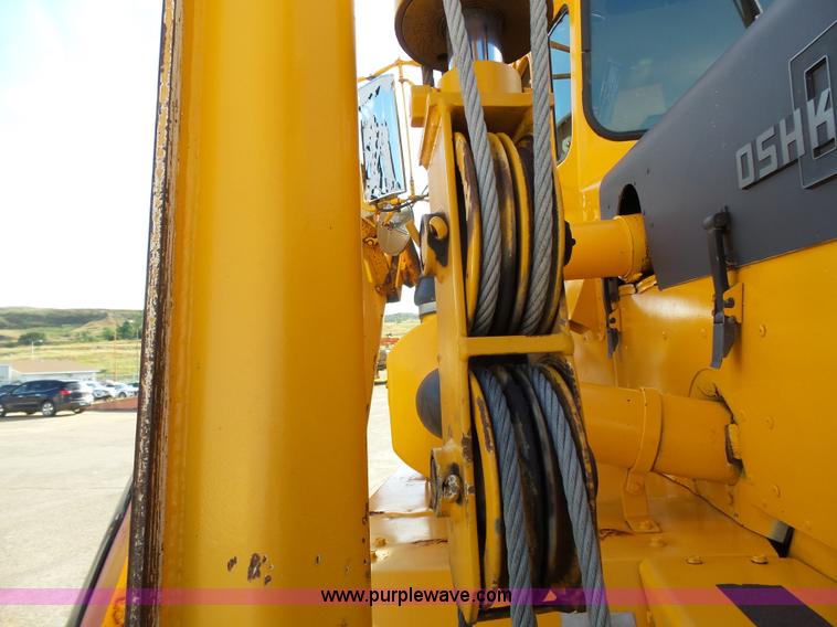 image for item DA2769 1987 Oshkosh P25261 dump truck