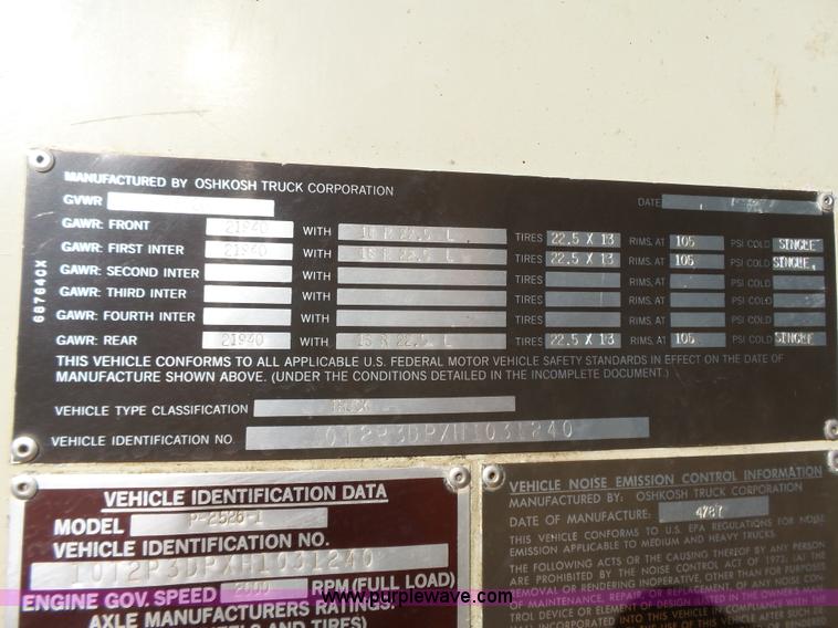 image for item DA2769 1987 Oshkosh P25261 dump truck