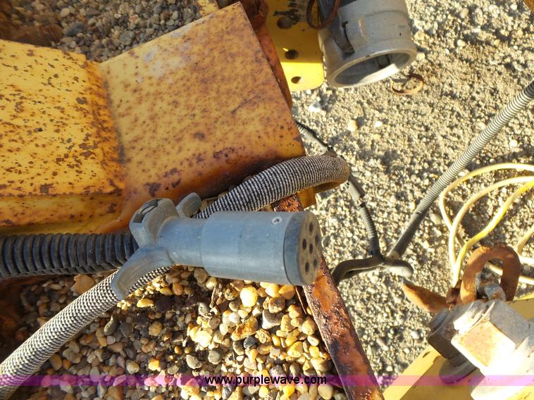 image for item DA2771 Rosco RA200 pot hole patcher