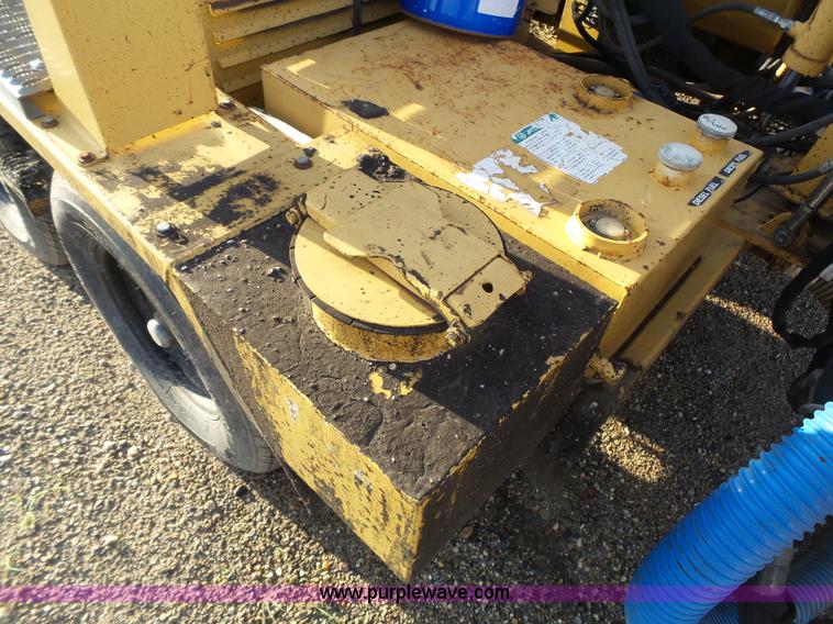 image for item DA2771 Rosco RA200 pot hole patcher