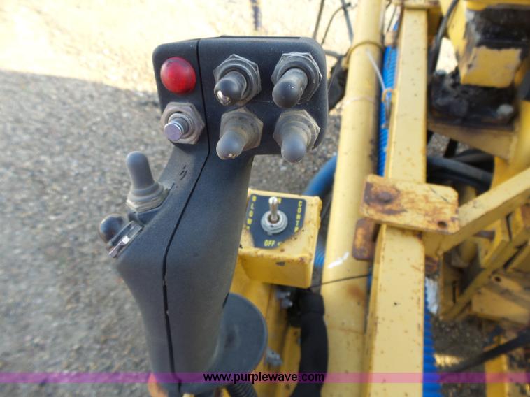 image for item DA2771 Rosco RA200 pot hole patcher