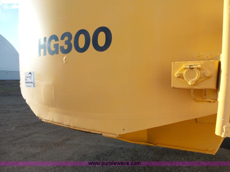 image for item DA2773 1957 Butler H9200 tank trailer