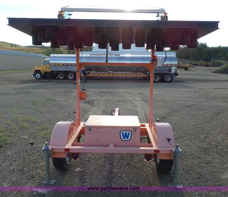 image for item DA2774 2005 Wanco arrowboard