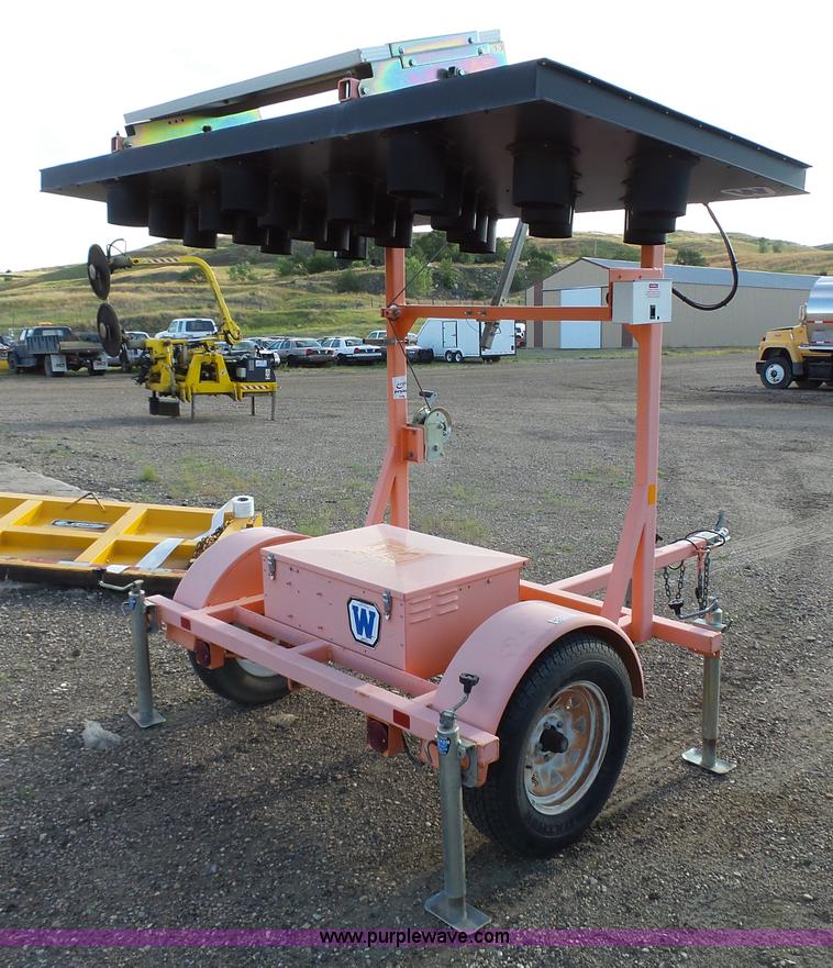 image for item DA2774 2005 Wanco arrowboard