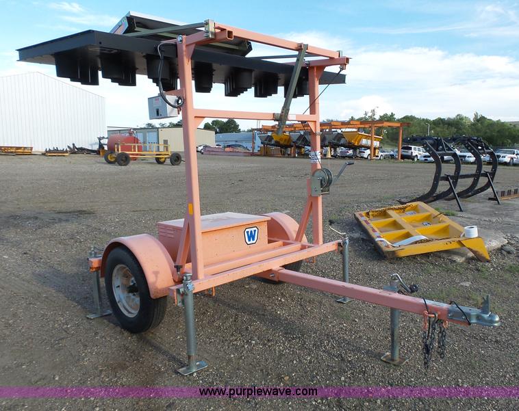 image for item DA2774 2005 Wanco arrowboard