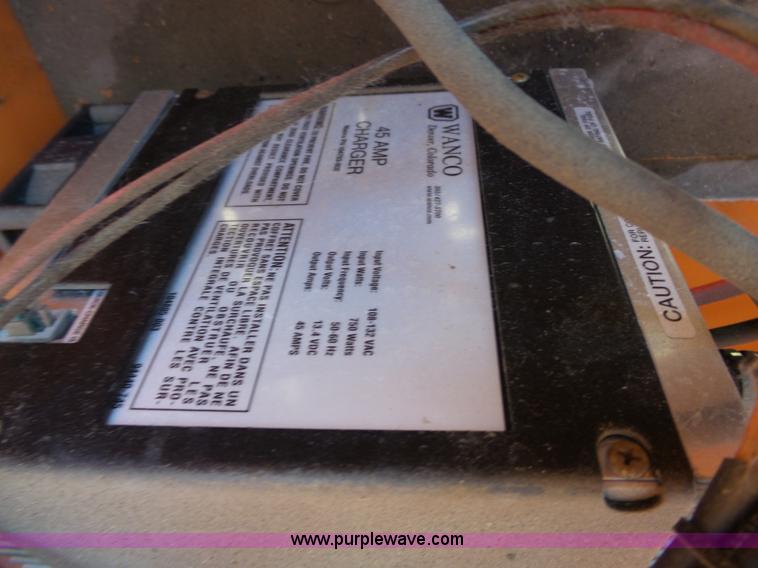 image for item DA2774 2005 Wanco arrowboard