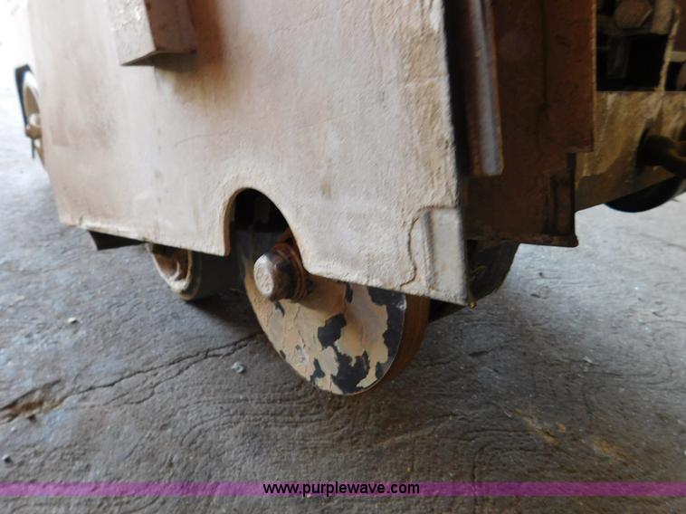 image for item DA2776 1993 Magnum PS6585/30 concrete saw