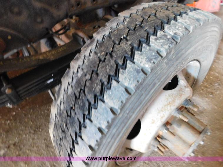 image for item DA2778 2013 Ford F550 SuperCab truck cab and chassis