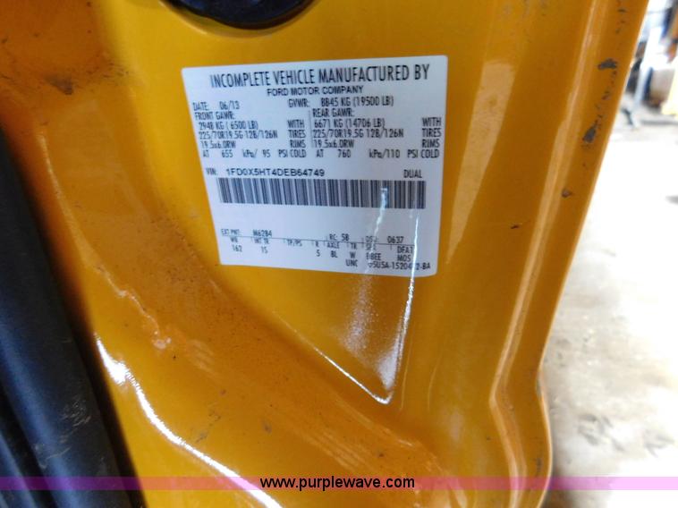 image for item DA2778 2013 Ford F550 SuperCab truck cab and chassis