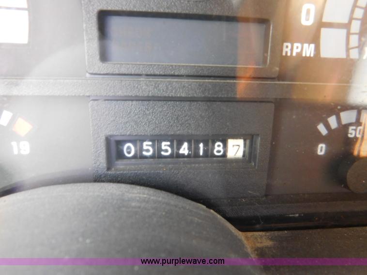 image for item DA2780 1990 GMC TopKick oil distributor truck