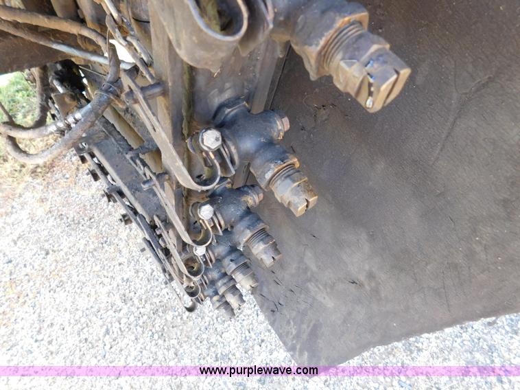 image for item DA2780 1990 GMC TopKick oil distributor truck