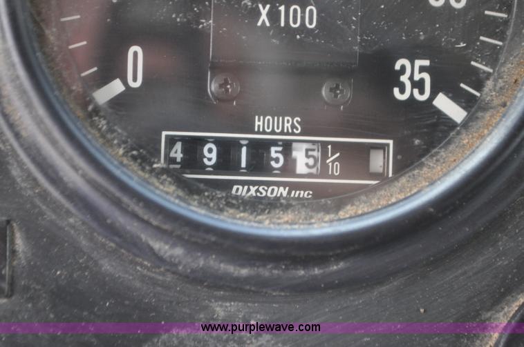 image for item G7431 1989 Oshkosh P25261 plow/spreader truck