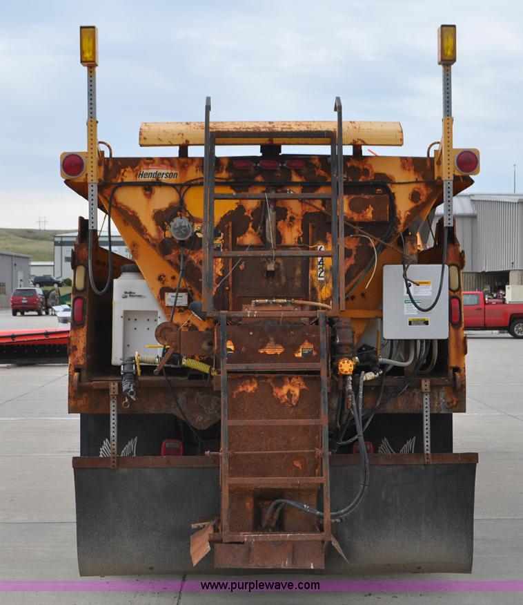 image for item G7432 1998 International 2554 dump truck