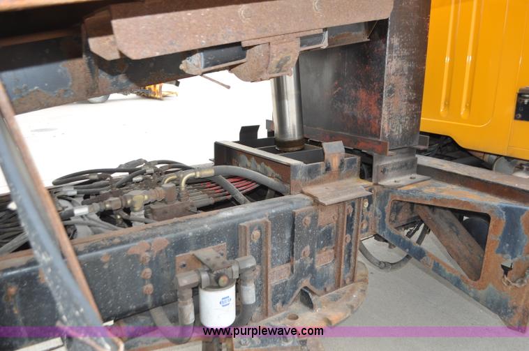 image for item G7432 1998 International 2554 dump truck