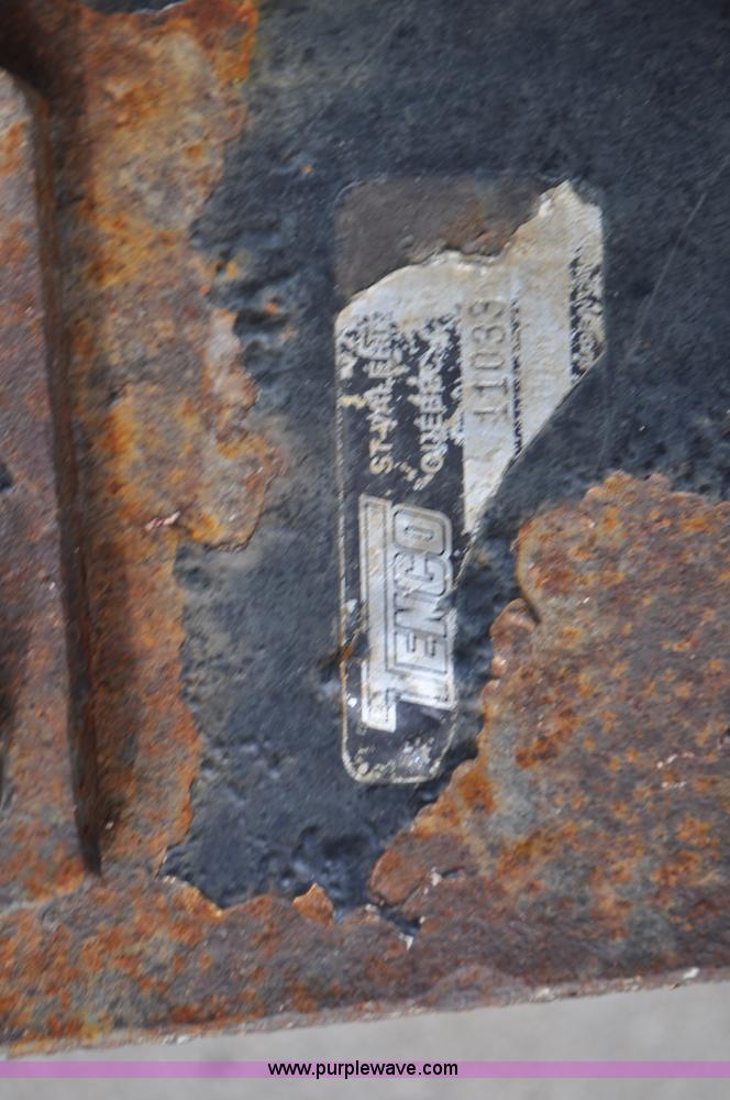 image for item G7432 1998 International 2554 dump truck