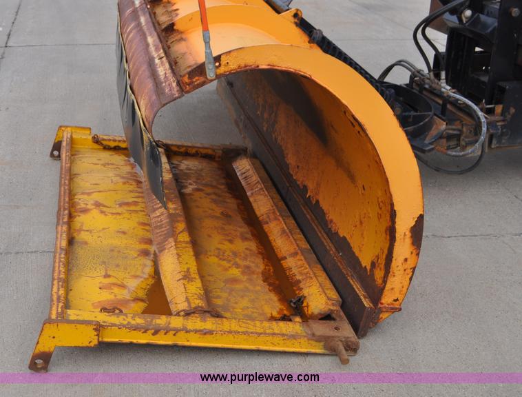 image for item G7433 1994 International 2574 dump truck