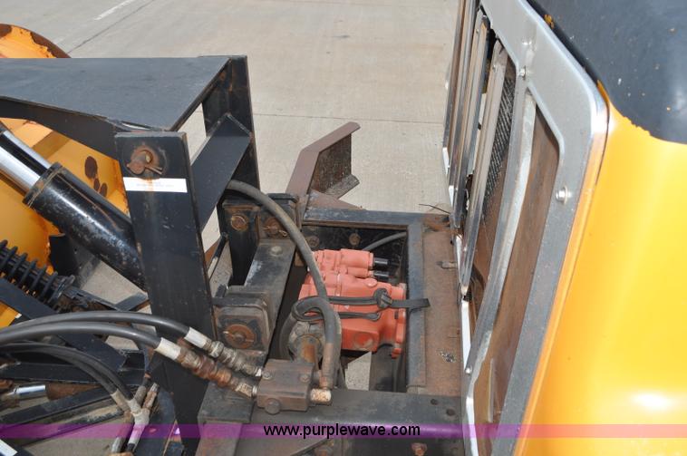 image for item G7433 1994 International 2574 dump truck