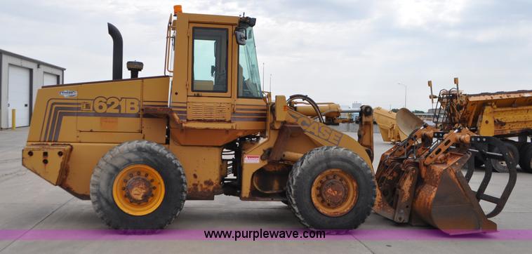 image for item G7434 1993 Case 621B wheel loader