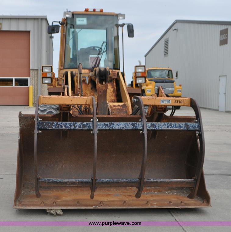image for item G7434 1993 Case 621B wheel loader