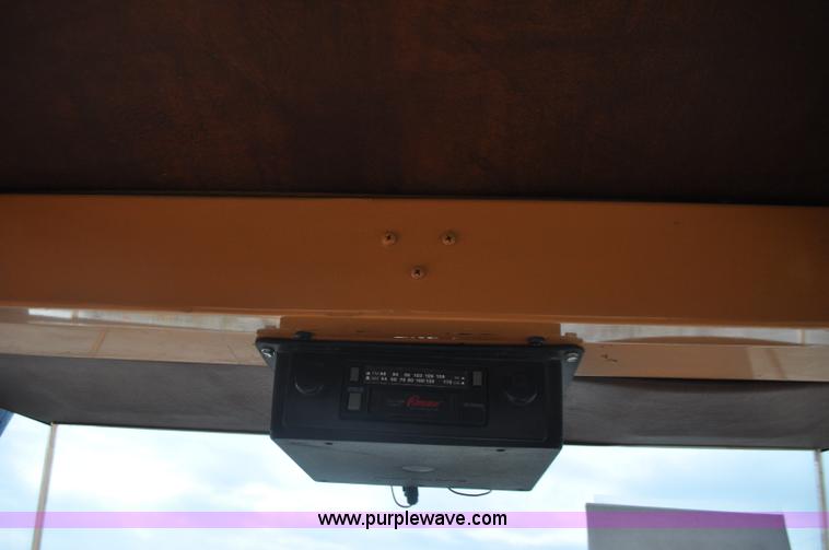 image for item G7434 1993 Case 621B wheel loader