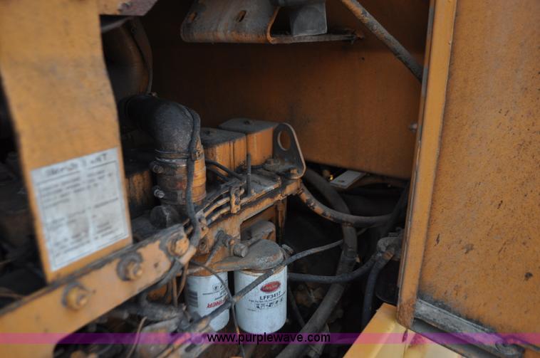 image for item G7434 1993 Case 621B wheel loader