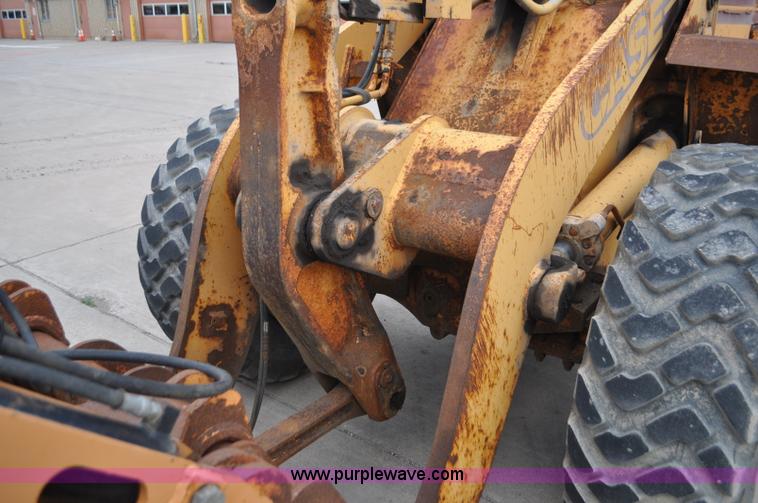 image for item G7434 1993 Case 621B wheel loader