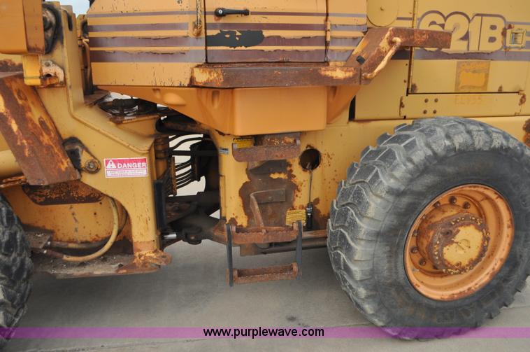 image for item G7434 1993 Case 621B wheel loader