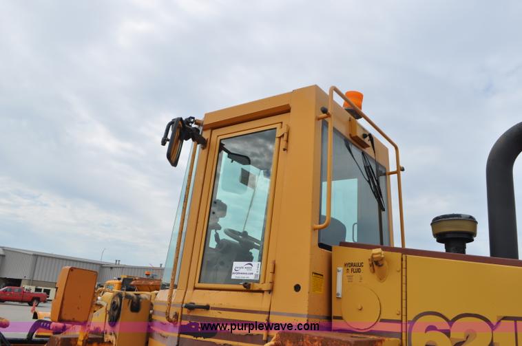 image for item G7434 1993 Case 621B wheel loader
