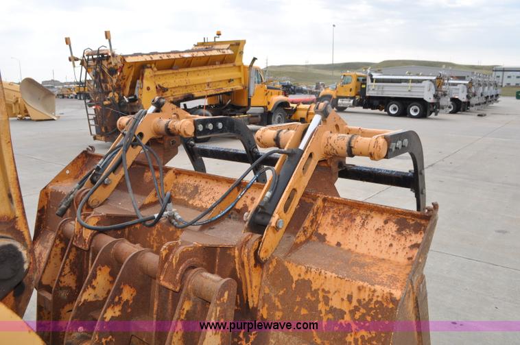 image for item G7434 1993 Case 621B wheel loader