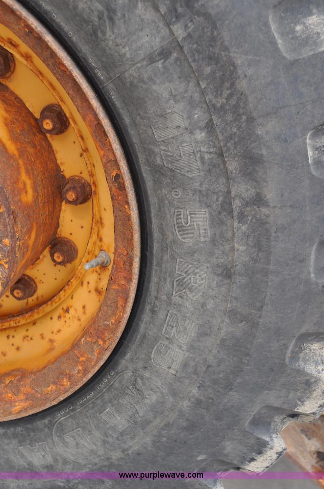 image for item G7434 1993 Case 621B wheel loader