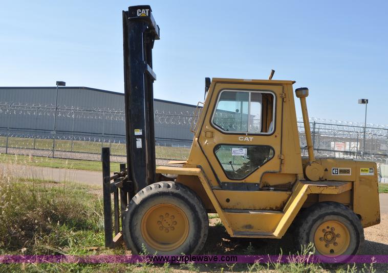 image for item G7467 Caterpillar R80 forklift