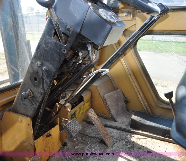 image for item G7467 Caterpillar R80 forklift