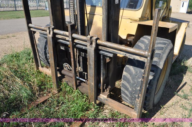 image for item G7467 Caterpillar R80 forklift