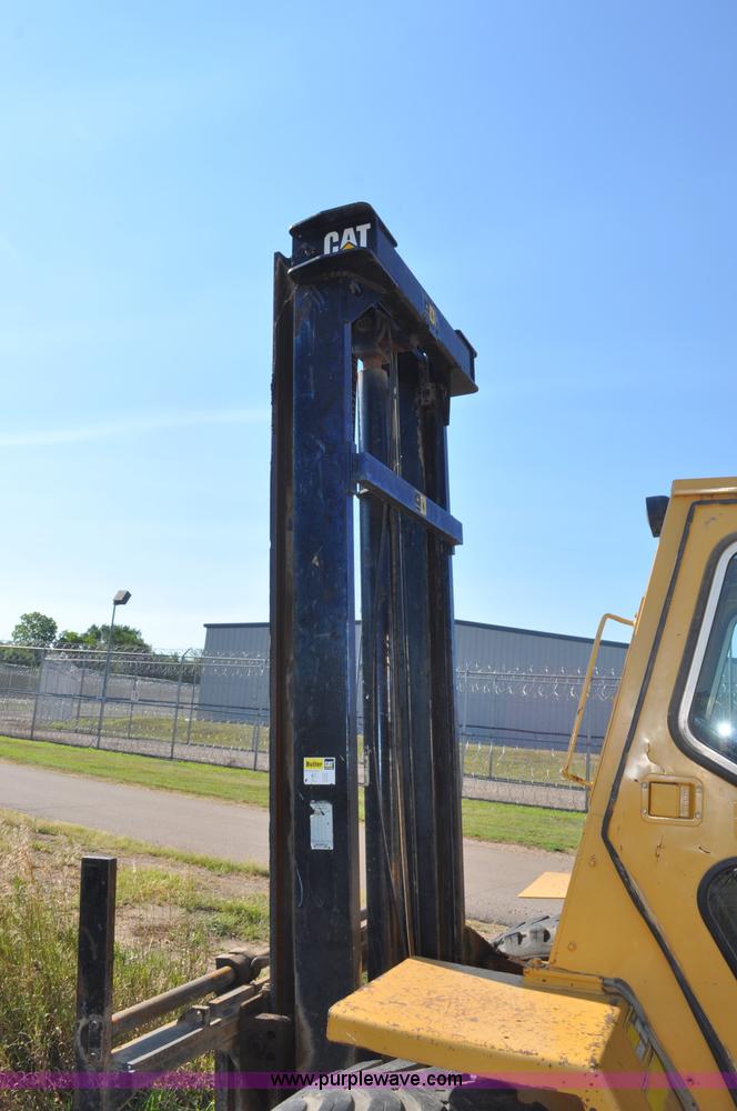image for item G7467 Caterpillar R80 forklift