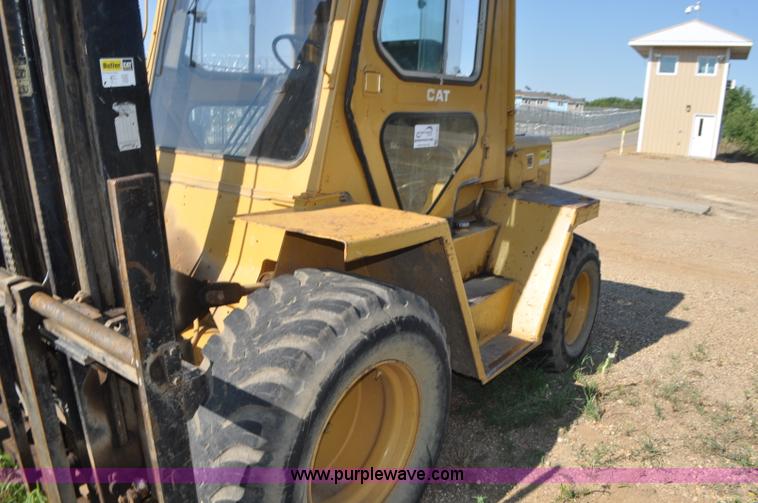 image for item G7467 Caterpillar R80 forklift