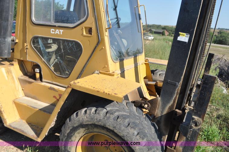 image for item G7467 Caterpillar R80 forklift