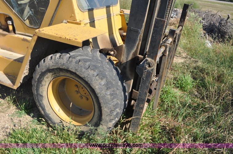 image for item G7467 Caterpillar R80 forklift