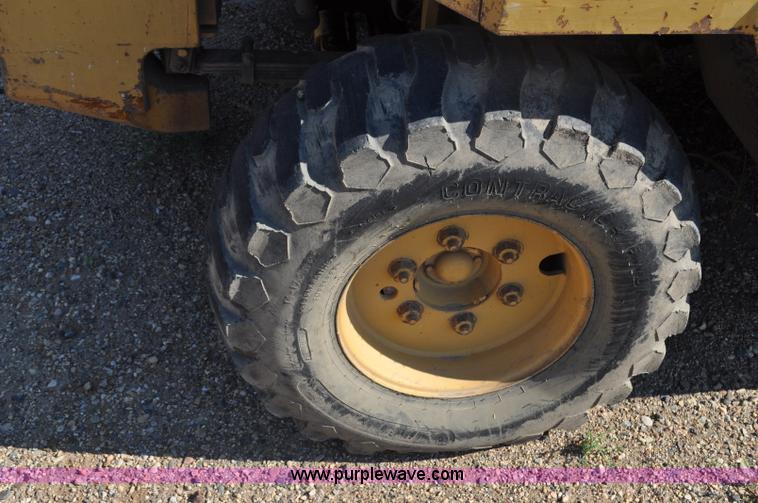 image for item G7467 Caterpillar R80 forklift