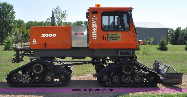 image for item G7469 2002 Tucker Terra 2000D-26-5 Sno-Cat trail groomer