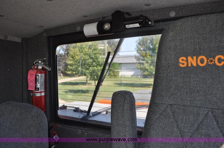 image for item G7469 2002 Tucker Terra 2000D-26-5 Sno-Cat trail groomer