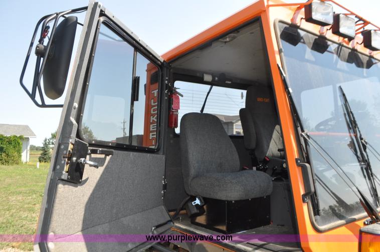 image for item G7469 2002 Tucker Terra 2000D-26-5 Sno-Cat trail groomer