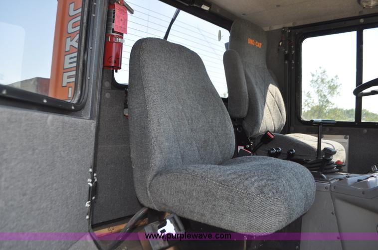 image for item G7469 2002 Tucker Terra 2000D-26-5 Sno-Cat trail groomer